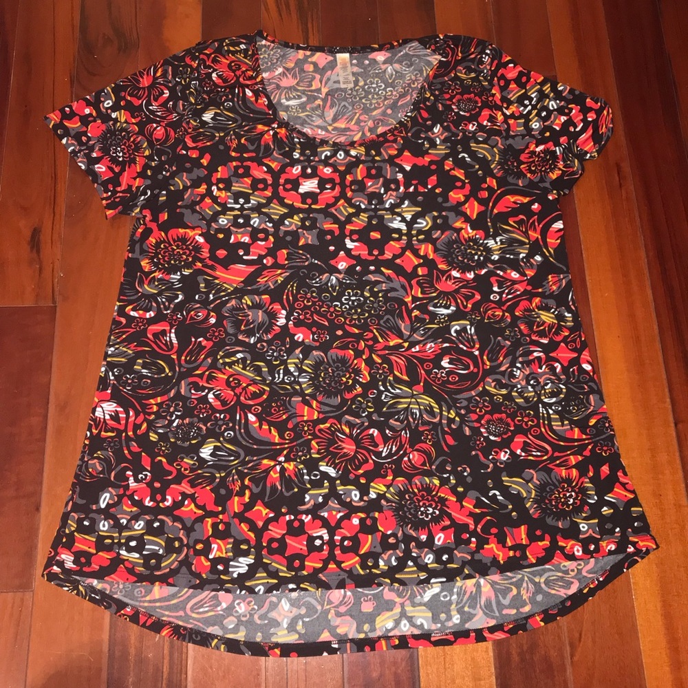 Lularoe floral tunic blouse top red black size large l stretchy